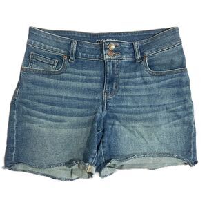 Maurices Women’s Double Button Jean Shorts Size 6